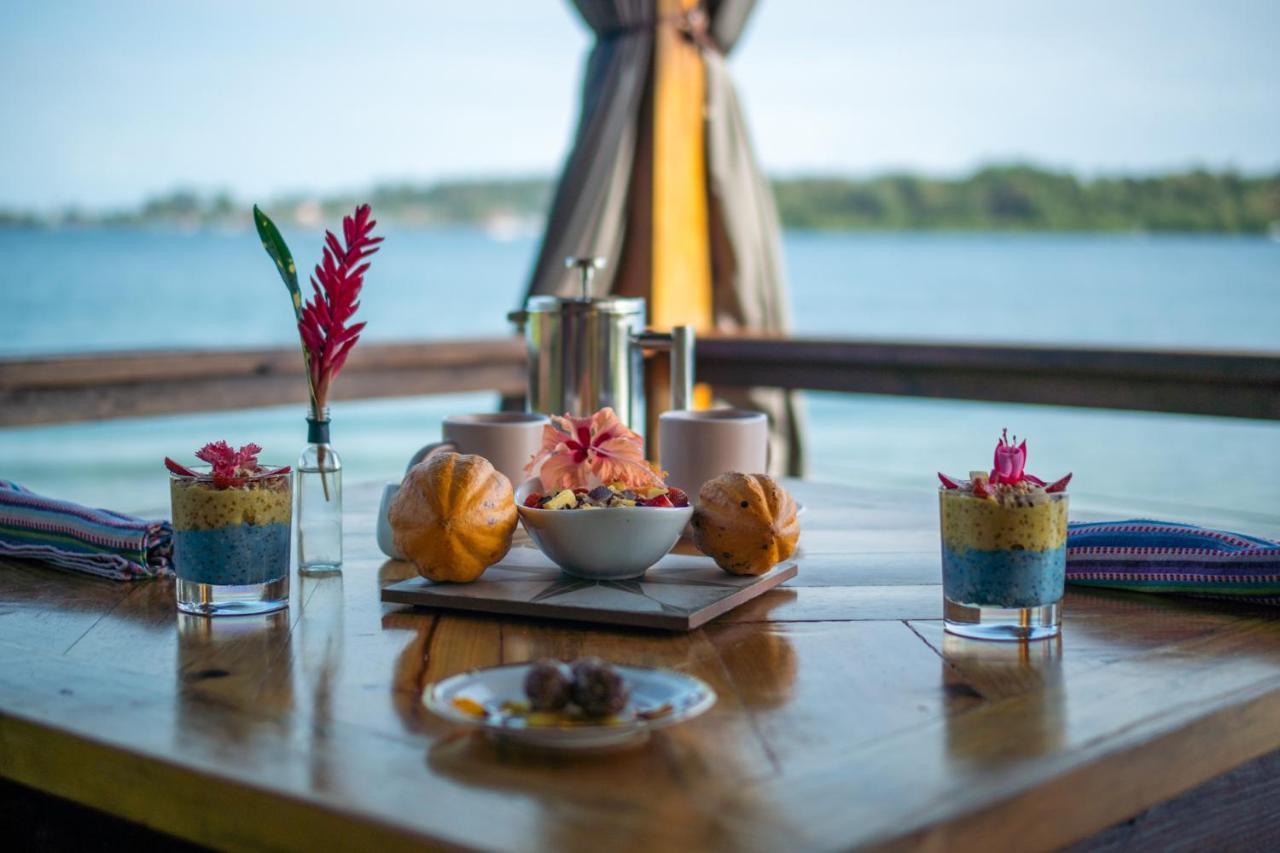 Roam Yoga & Wellness Lodge Bocas Town Luaran gambar