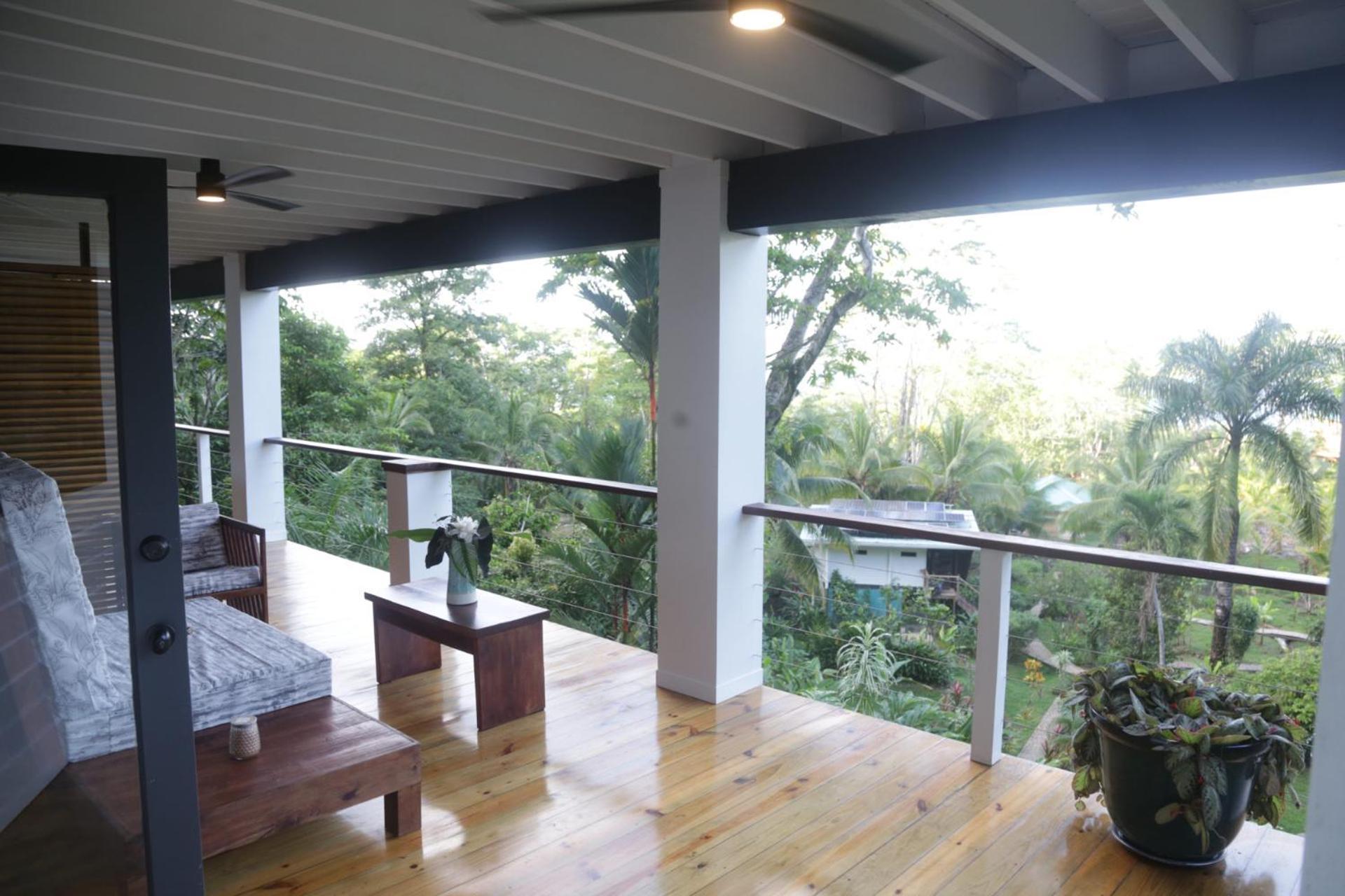 Roam Yoga & Wellness Lodge Bocas Town Luaran gambar