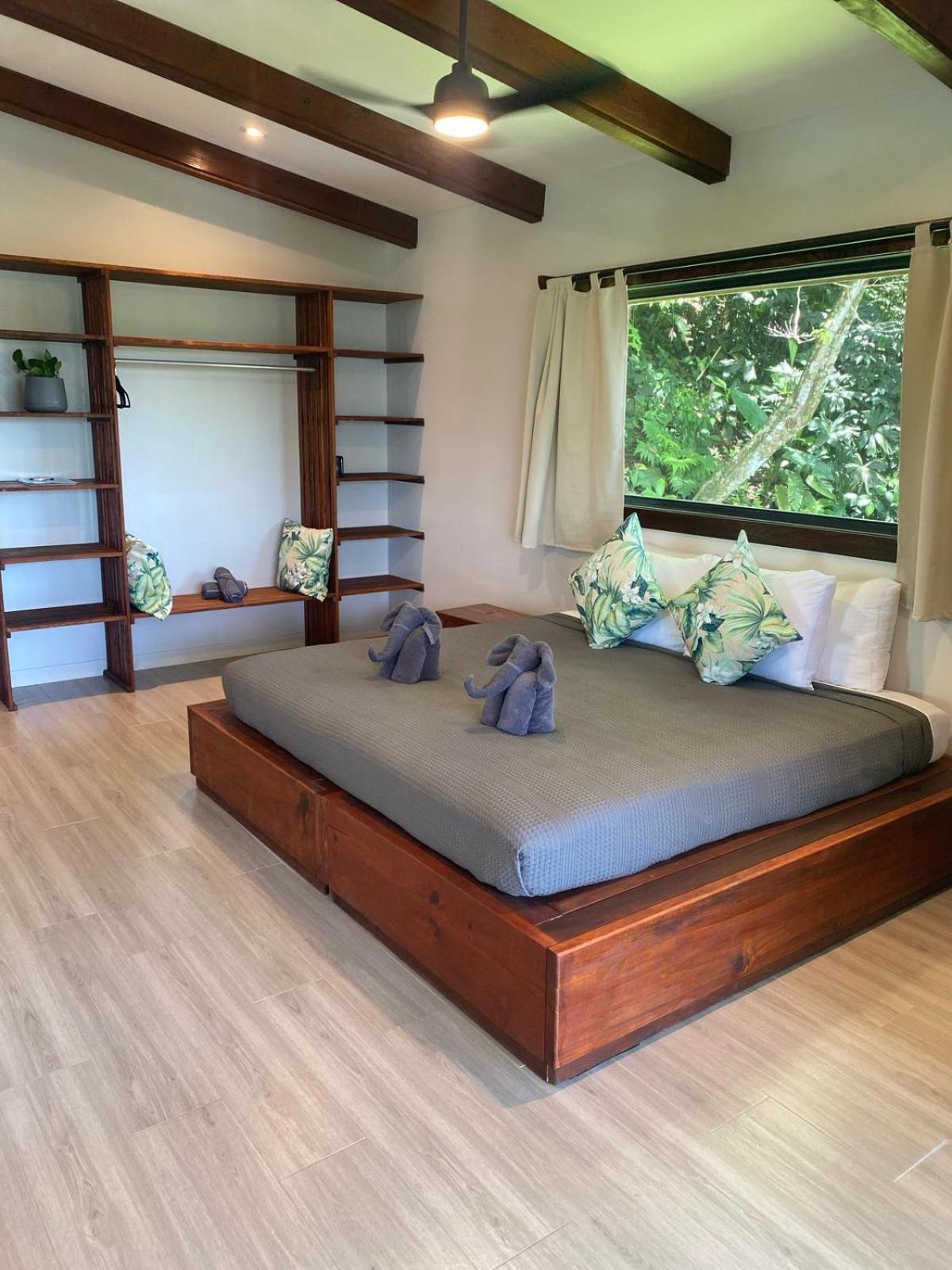 Roam Yoga & Wellness Lodge Bocas Town Luaran gambar